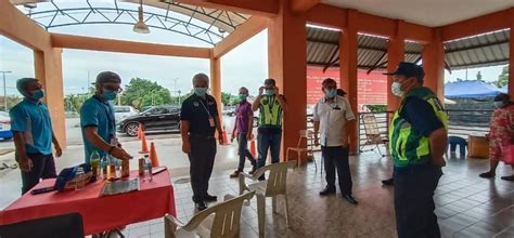 Ketua balai polis senawang, sarjan major mohd. OPERASI PEMERIKSAAN SUHU & PEMATUHAN JARAK SOSIAL | Portal ...