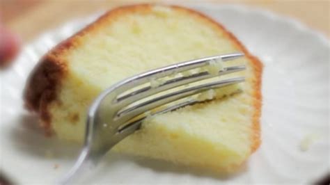 Decadent Whipping Cream Pound Cake Is The Ultimate Holiday