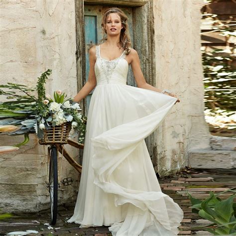 Https://tommynaija.com/wedding/a Line Scoop Neck Wedding Dress With Straps