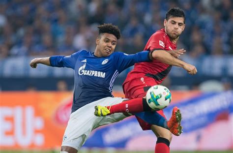Please click on the ball to see details. Fußball-Bundesliga: Schalke nur Unentschieden gegen ...