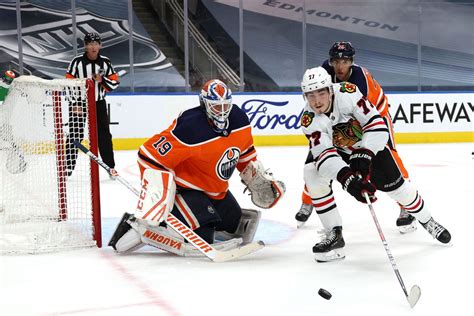 Blackhawks Vs Oilers Game 2 Nhl 2020 Preview How To Watch Lineups