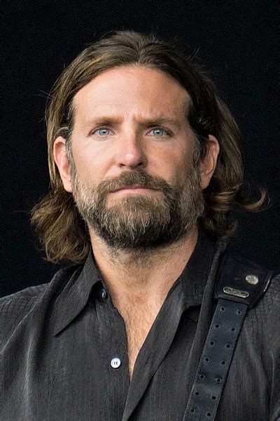 A Star Is Born Bradley Cooper Channels His Own Addiction