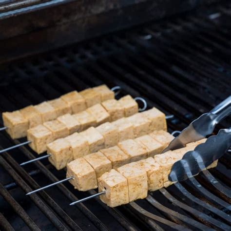 Grilled Tofu Skewers With 5 Easy Sauces Rainbow Plant Life
