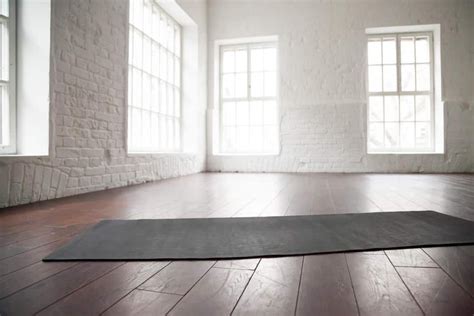 I Love This Yoga Studio Design With White Brick Walls And Refurbished