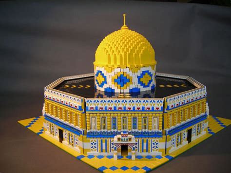 50 Of The Most Amazing Lego Model Creations