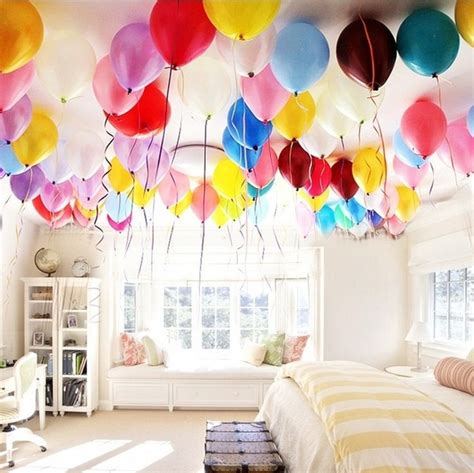 Choose from these 21 diy balloon the image shows a simple, yet impressive example of a staggered design with just 3 balloons. What are some simple birthday balloons decoration ideas at ...