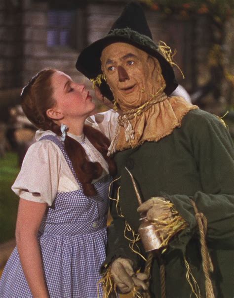 Dorothy Whispering To Scarecrow The Wizard Of Oz Wizard Of Oz