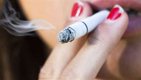 Raising Legal Age To 21 May Cut Cigarette Smoking Health News Zee News