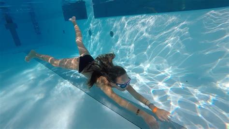 Carla Underwater Long Swim And Breath Holding Underwater Youtube