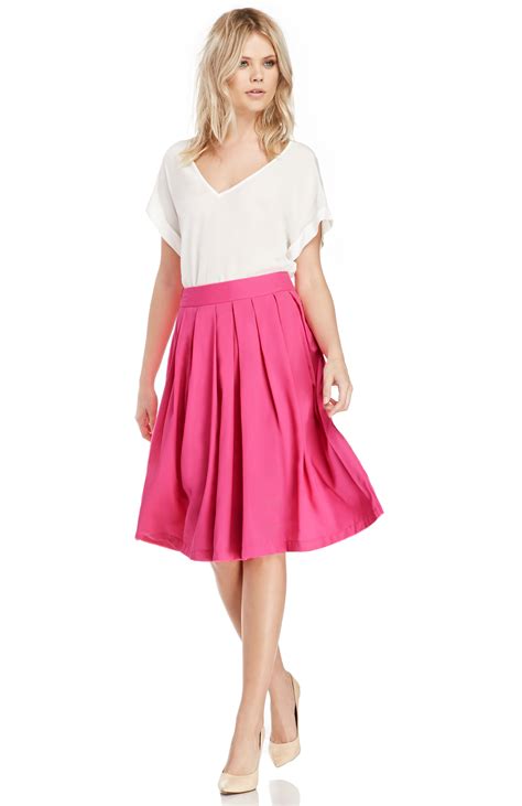A Line Pleated Midi Skirt In Pink Dailylook