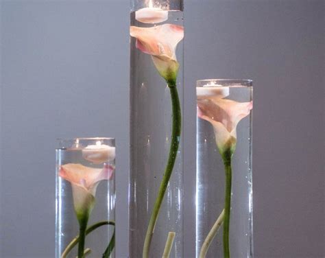 Submersible White Calla Lily Floral Wedding Centerpiece With Floating