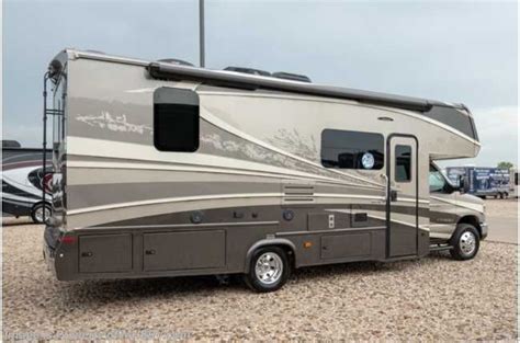 New 2019 Dynamax Corp Isata 4 Series 25fw Luxury Class C Rv For Sale W