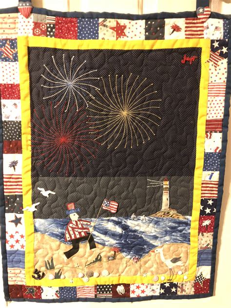 4th of July wall hanging | Quilts, Wall hanging, 4th of july