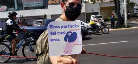 D A Al Desnudo Realizan Marcha En Guadalajara Sin Ropa