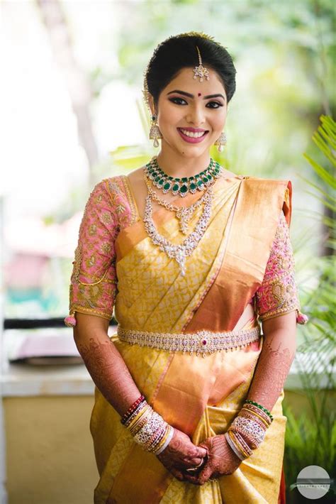 40 Offbeat South Indian Bridal Looks We Spotted Off Lately Wedmegood Vlrengbr