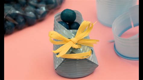 Ver más ideas sobre regalos chuches, chuches, regalos. Botita de bebé para chuches. Baby shower favor box - YouTube