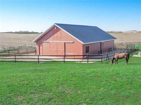 C2012 Stunning Horse Farm For Sale Wbarnpasture And Arena On 5 Acres