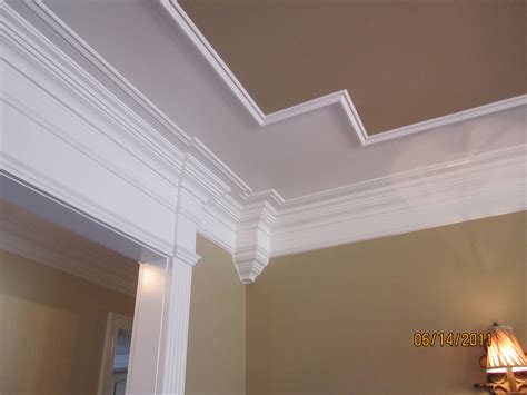 See more ideas about coffered ceiling, house design, tray ceiling. coffered tray ceiling with crown moulding - Yahoo Image ...