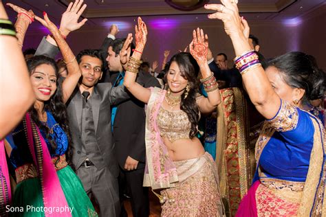 Reception In Orlando Fl Indian Wedding By Sona Photography Maharani