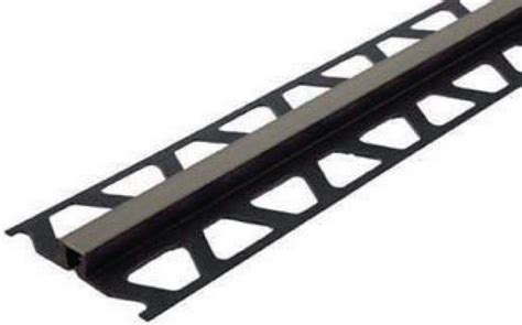 Il s'agit d'un joint qui va traverser l'ensemble de votre revêtement, sur une largeur de 6mm. SCHLUTER SYSTEMS - Joint de fractionnement gris Schlüter ...