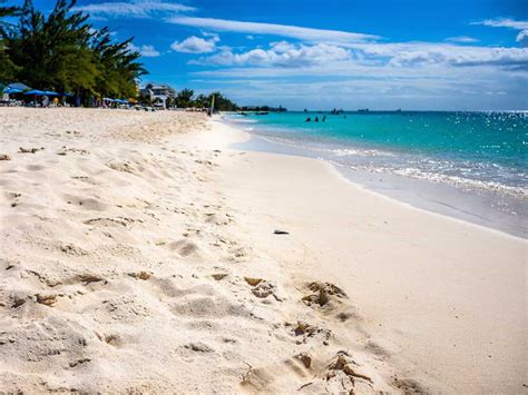 On the far east side of the city, you'll find east beach, texas' largest beach and a popular party area. Grand Cayman getaway: Beautiful beaches, great diving in ...