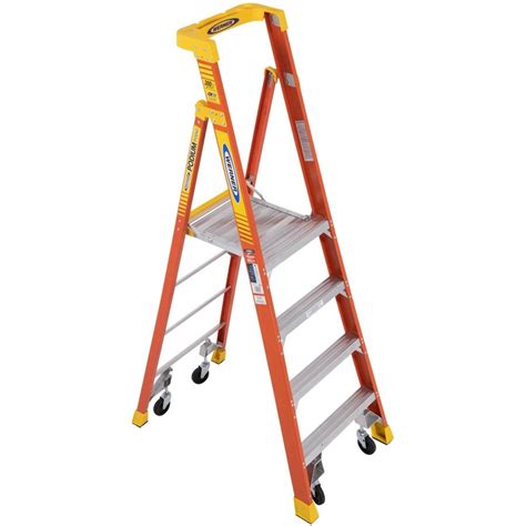 shop werner 7 ft fiberglass type 1a 300 lbs capacity podium step ladder at