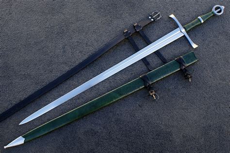Va 107 Craftsman Series The Irish Ring Medieval Long Sword Valiant