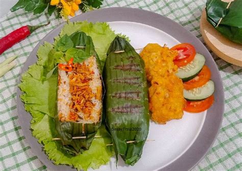 Ikan bakar bukan saja enak namun juga lebih lengkap. Resep Nasi Bakar Tongkol Suwir oleh Dessy Fitria Hermawan ...