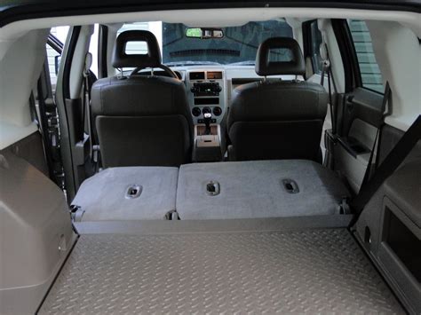The interior of jeep ® compass has been made and shaped for your comfort. 2007 Jeep Patriot - Interior Pictures - CarGurus