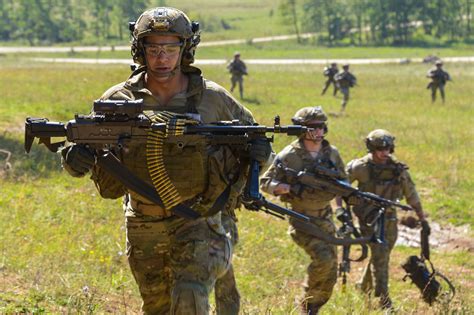 M240l Machine Gun Battalion Infantry Us Army Rangers 75th Ranger