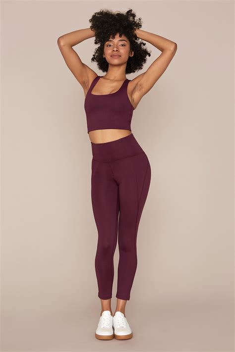 Plum Compressive High Rise Legging 28 5 With Images Pose