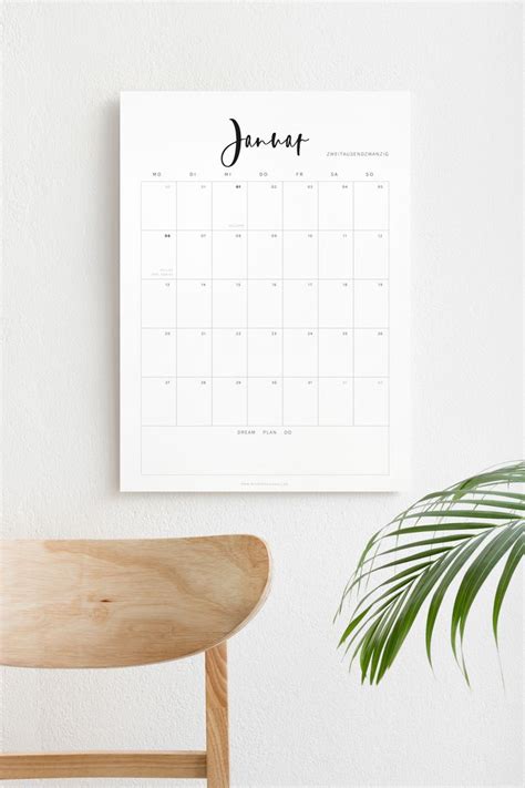 Die meisten schreibprogramme übernehmen dann automatisch die jeweiligen daten. Kalender 2020 Din A3 PRINTABLE in 2020 | Kalender zum ...