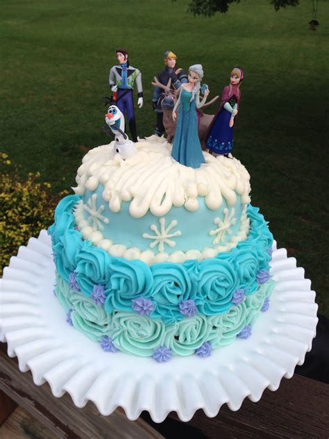 Frozen Birthday Cake Made With Wilton Stiff Consistency Buttercream