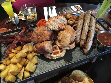 Harbored somewhere in every patron. All American Brunch at Hard Rock Cafe, London / LUCY LOVES ...