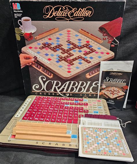 Vintage Scrabble Deluxe Edition Turntable Board Game Mahogany Tiles