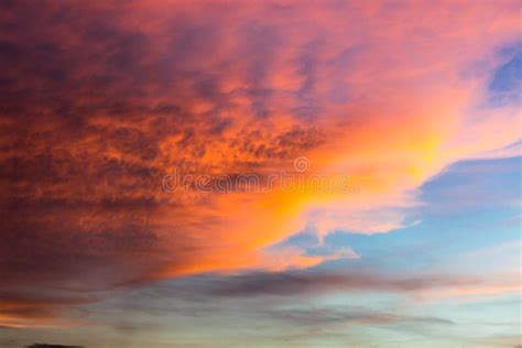 Colorful Sky With Clouds At Sunset Sky Twilightbackground Wallpaper
