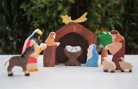 Wooden Nativity Set The Christmas Story Etsy Christmas Nativity Set