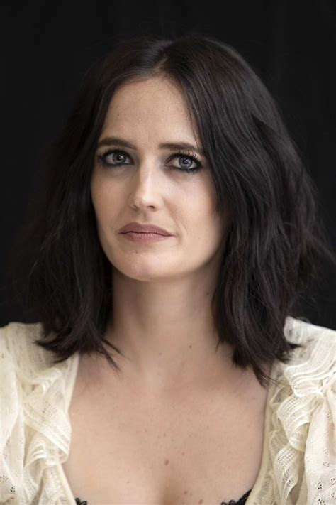 Photogallery of eva green updates weekly. eva green attends 'dumbo' global press conference and photocall in los angeles-100319_7