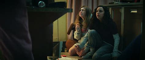 1994 русский трейлер фильм 2021 (netflix). Fear Street Triology Coming to Netflix in July - Popternative