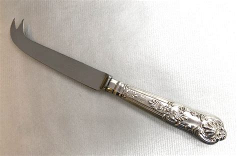 Sterling Silver Sheffield England Hallmarked Cheese Knife Kings