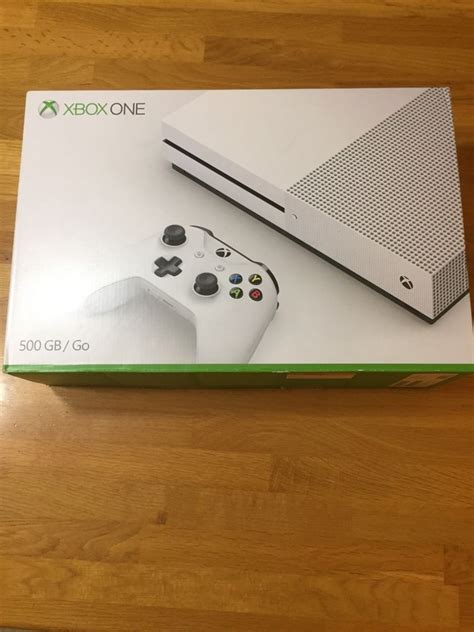 Microsoft Xbox One 500gb White Box Included Xbox One S Xbox One