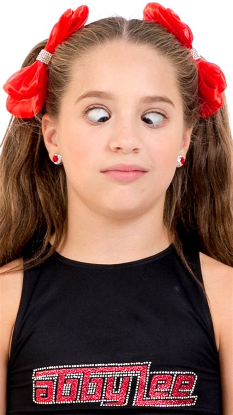 mackenzie ziegler hey i m mackenzie but you can call me kenzie im 11 of course im single im