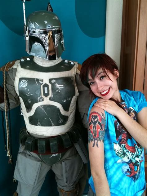 That's a very useful factor when it comes to choosing the tattoo design you want. Mandalorian Tattoo | Things I Find - jakefogelnest ...