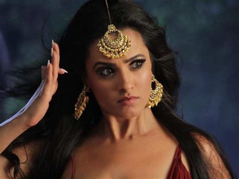 naagin 3 vish khanna aka anita hassanandani gives a glimpse of what s to come times of india