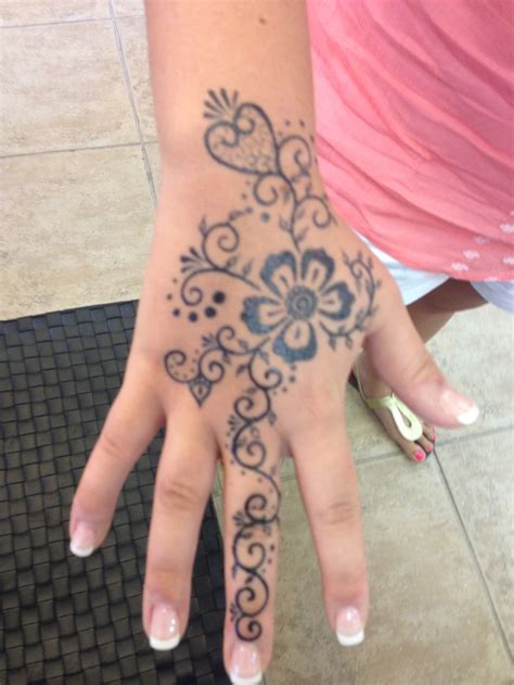 With henna tattoos the pastes is applied and left six to eight hours and sometimes even overnight. Hand henna tattoo | Henna | Pinterest | Henna, Hands and ...