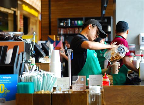 This Starbucks Service Is Causing Chaos At The Chain Employees Say