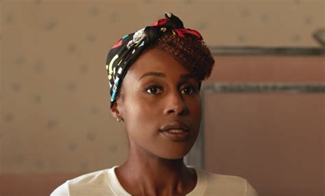 Issa Rae Returns To The Mirror In ‘insecure Season 3 Teaser Complex