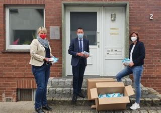 Weltweit bekannt wurde sie durch ihre hilfsprojekte für arme, obdachlose, kranke und sterbende, für die sie 1979 den friedensnobelpreis erhielt. Mutter Teresa Haus Lingen (Ems) - Aktuelles - Einrichtung ...