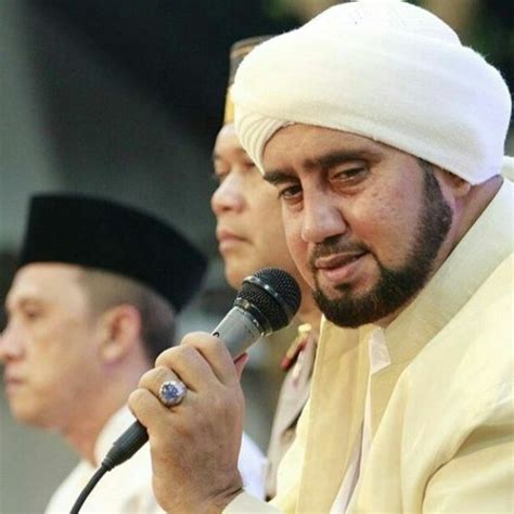 The best sholawat habib syech bin abdul qodir assegaf 2020 • qomarun & kisah rasul • sa'duna fiddunya • man ana • ya. Kumpulan Foto Habib Syech bin Abdul Qodir Assegaf Terbaru ...