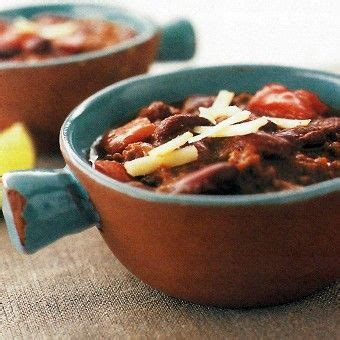 Add beans, tomatoes, tomato puree, and 1/2. Simple Beef Chili with Kidney Beans | Recipes with kidney beans, Recipes, Beef